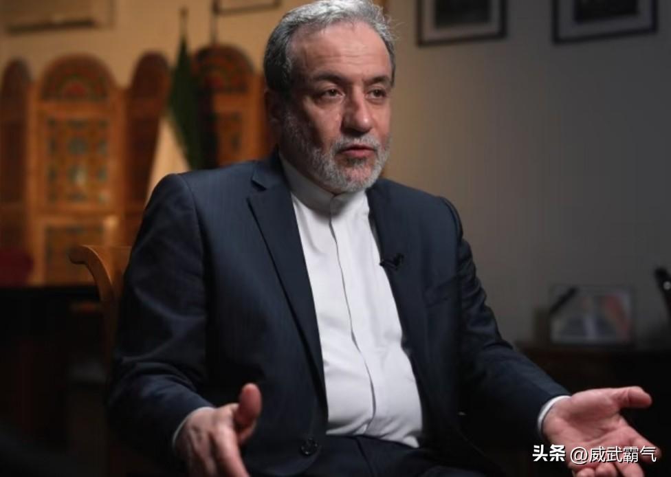 仗打到第十天出头时，伊朗没有喊打喊杀，反而给土耳其打了个电话：别让美军用你的机场