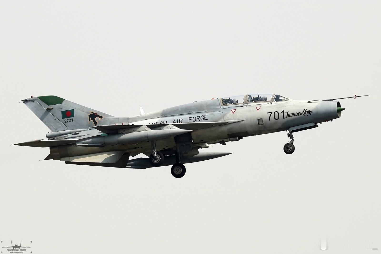 一周前失事的孟加拉国空军FT-7BGI教练机就是这架2701号，2012年交付，