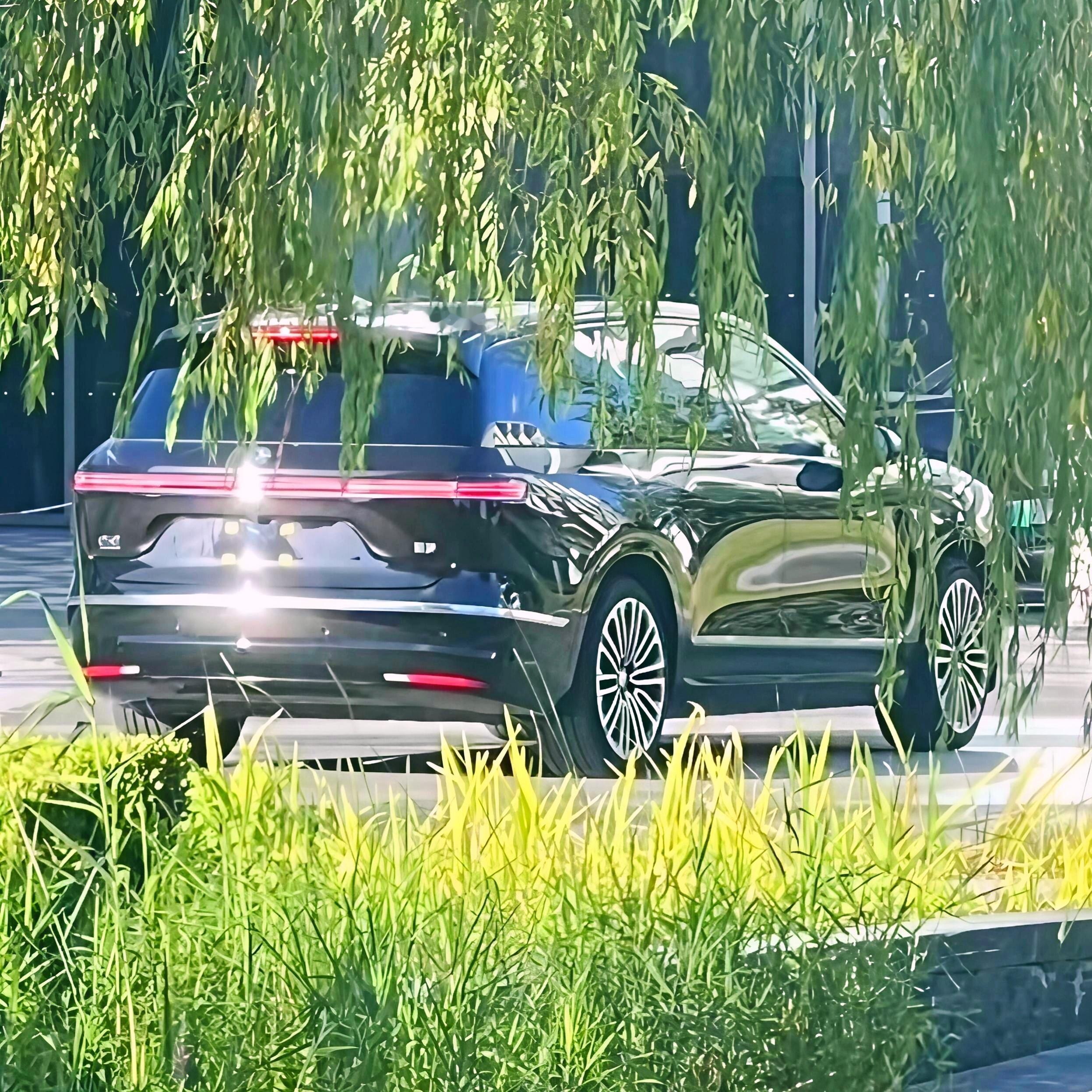 大v聊车 蔚来全新ES8，够不够大气？ ​​​