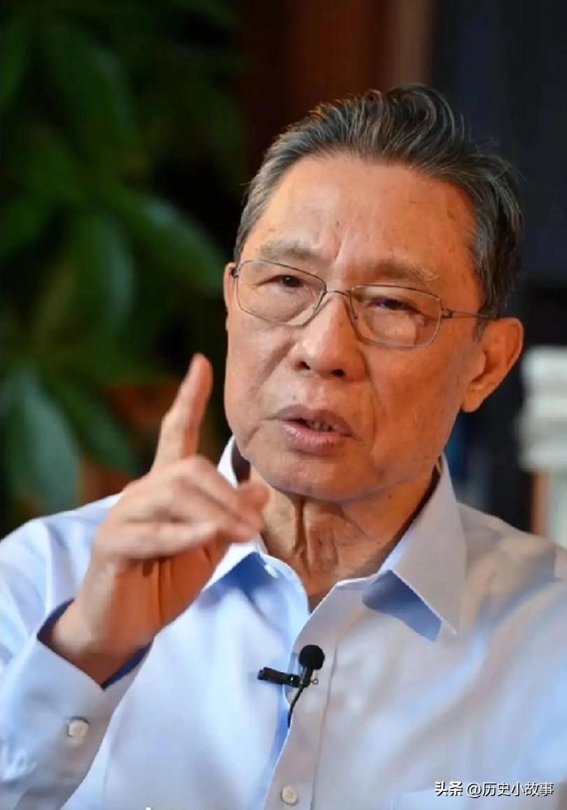 钟南山院士曾点醒众人：真正拖垮身体的，往往不是熬夜和饮食，而是那些长期堵在心里、