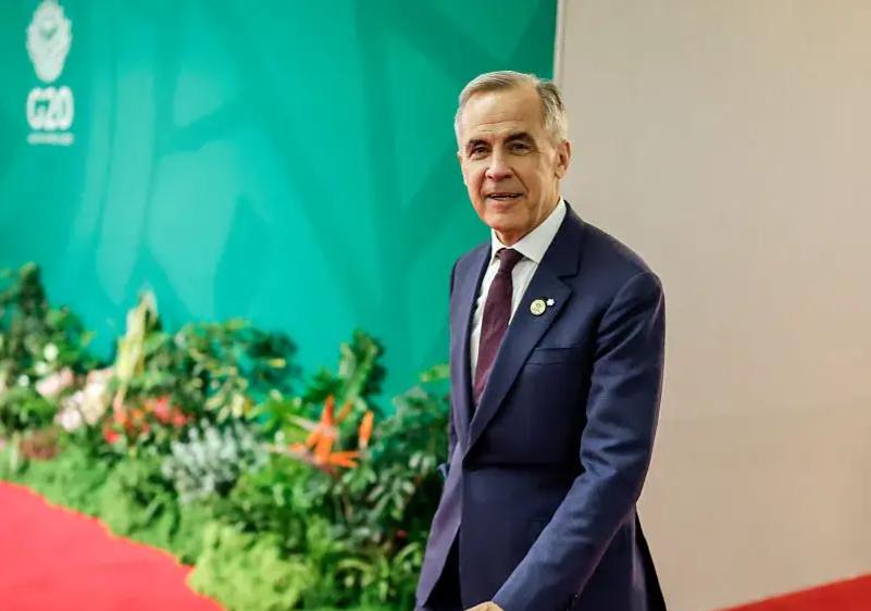 加拿大总理卡尼在G20峰会上，终于喜笑颜开，还对美国硬气了一回：没有美国世界照样