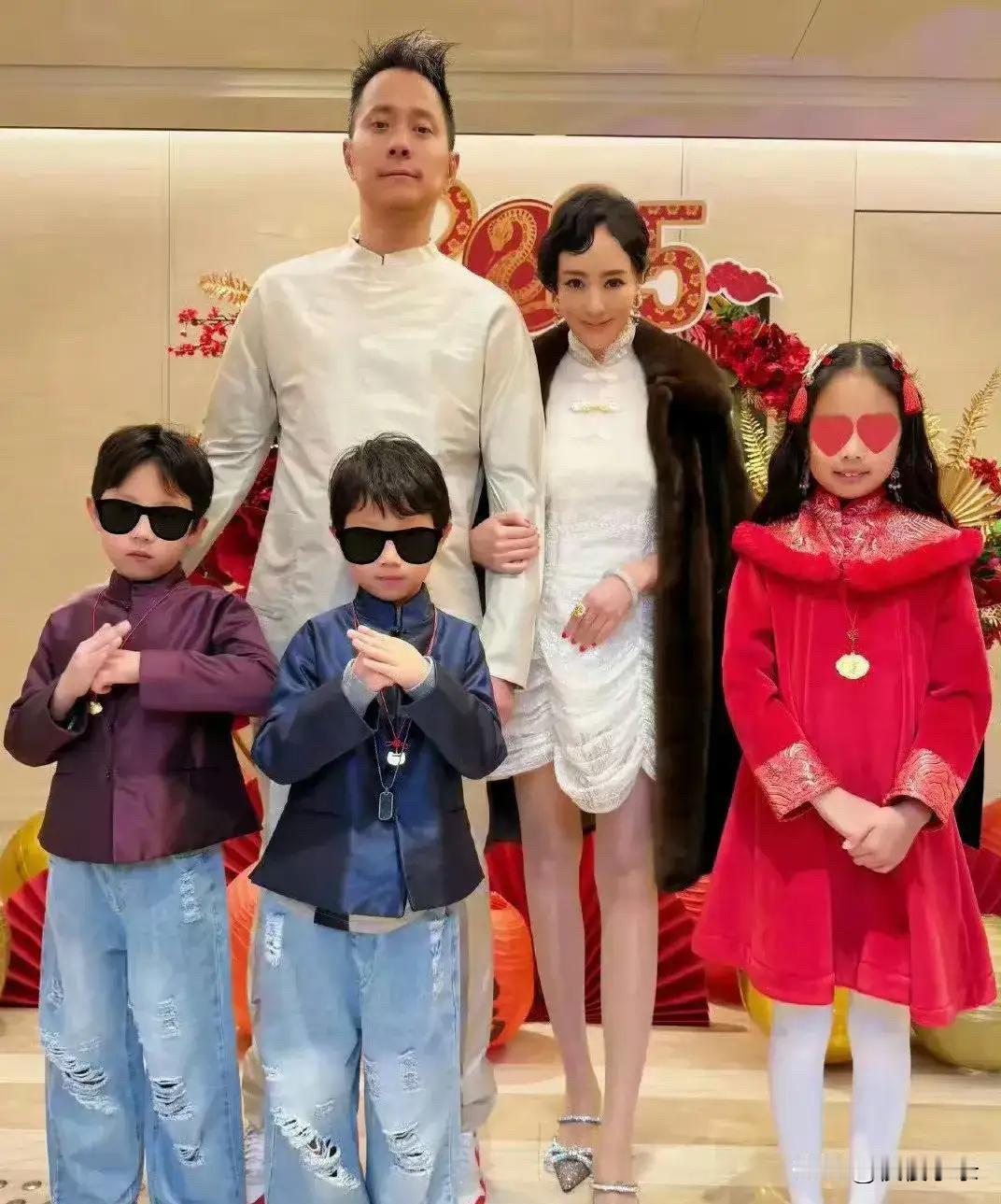 台湾名媛关颖不愧是豪门，连甜品都是金箔燕窝！她以前和胡歌icon演电视剧时气质还