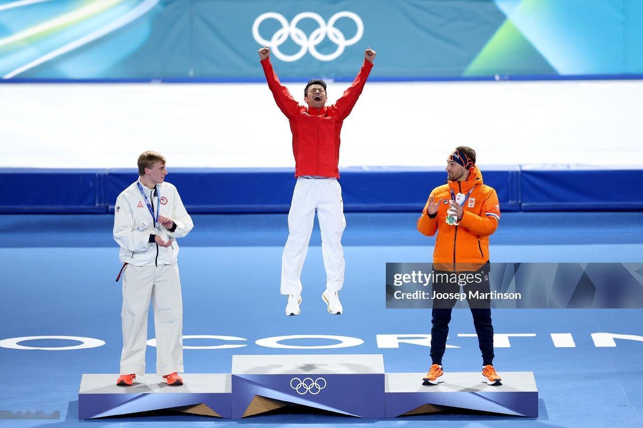 宁忠岩拿下本届中国队第三金，个人实绩履历一览：

1️⃣ 中国速滑在国际大赛上首