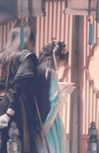 捡到几张  太无聊了翻翻有没有漏掉的🍬，结果发现了几张之前没见过的路透[抓狂]