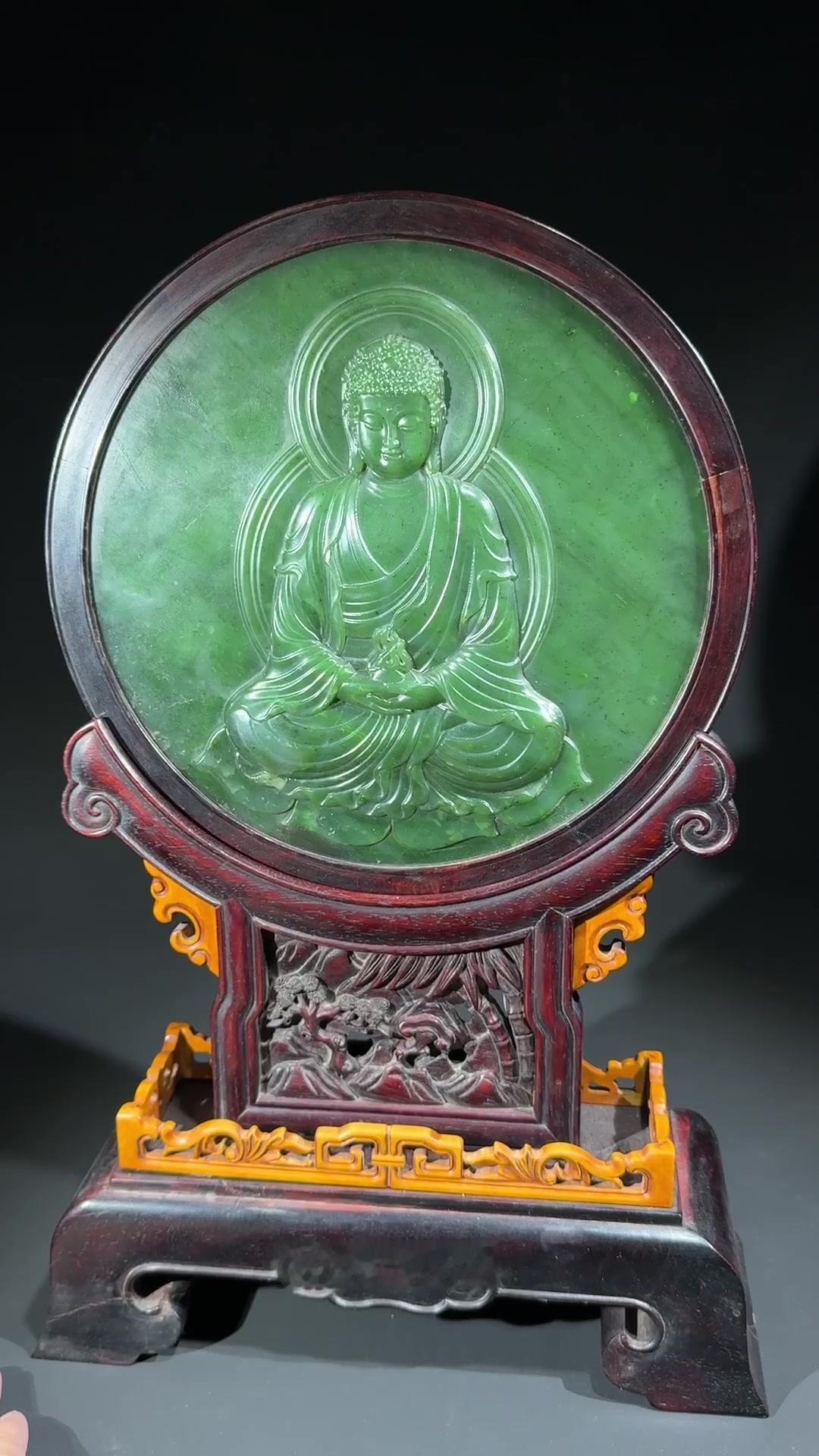 屏心双面工艺太绝了！正面高浮雕释迦牟尼佛坐像，三层同心圆背光环绕，佛陀开脸慈悲圆