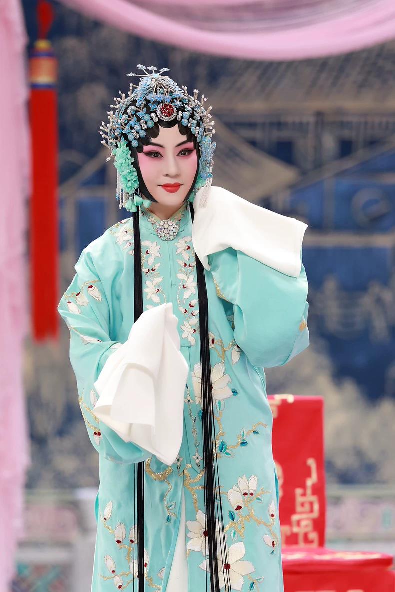 10月份，北京京剧院，迟小秋领衔主演的京剧《三娘教子》《文姬归汉》：一、10月9
