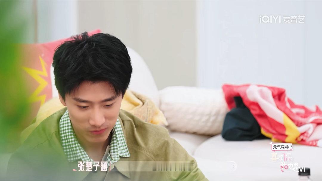 恋综男嘉宾送分题拿零分喜欢你我也是本来是很简单的好感回应题，樊子华颜值排序排完，