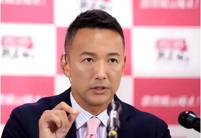 日本彻底坐不住了！

山本太郎在国会直接把话挑明：“和中国发生军事冲突，已经不是