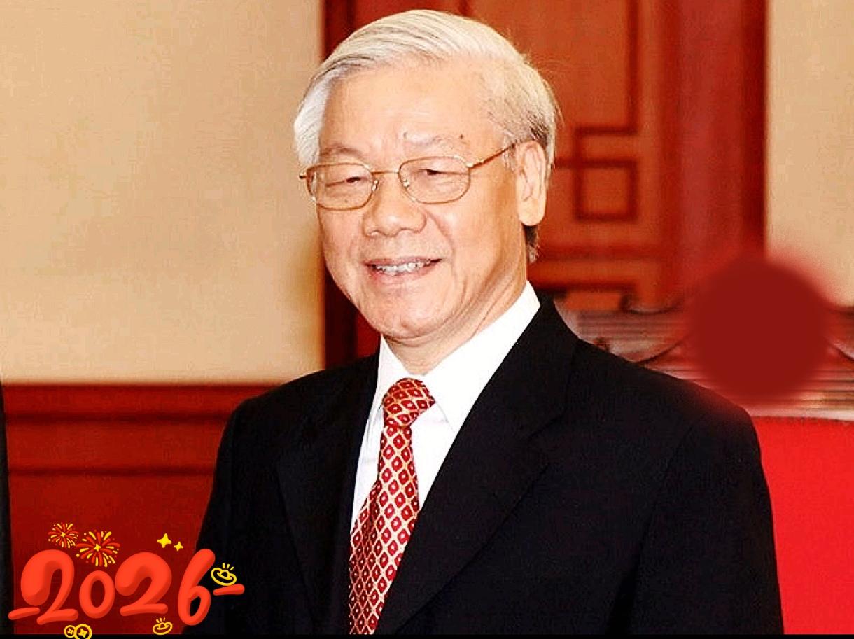 越南这次是真不装了，直接下了死命令：哪怕“砸锅卖铁”，2026年底这南北高铁也得