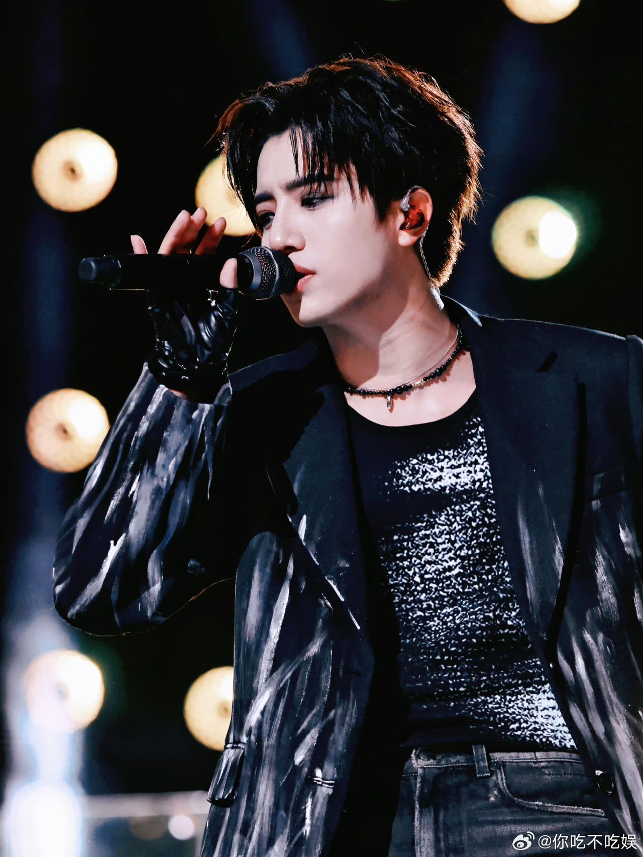 #伯远薛定谔的稳#伯远的舞台真的是令人惊喜满满啊，而且每次他的舞台都是超级稳的，