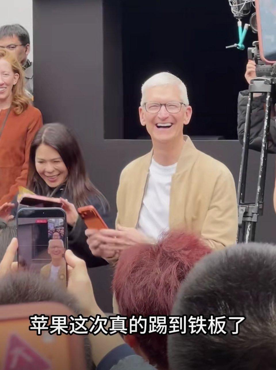 长鑫很聪明，明白降价会毁掉整个存储行业。苹果要求长鑫降价反遭涨价