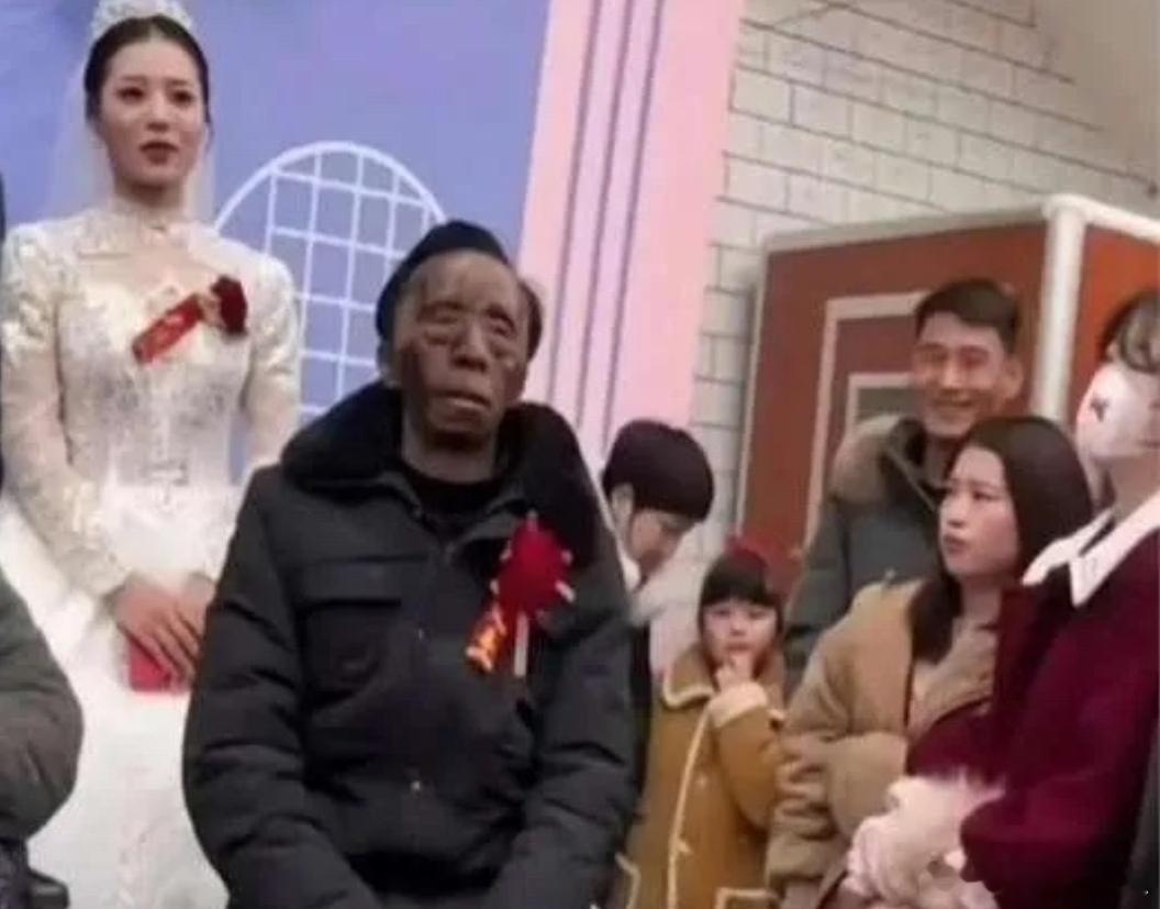 这是什么结婚习俗啊？？ 