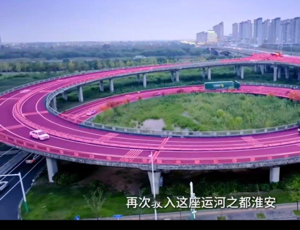 去江苏解锁藏在邮局的中华文化创意十足的江苏限定邮局，给传统文化注入新活力！从特色