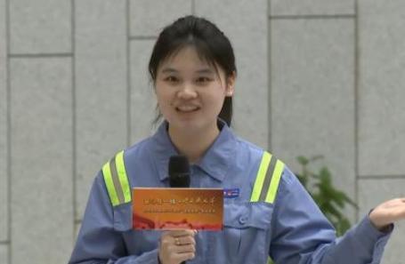 不查不知道，一查太打脸！

211法学毕业生李丽，

被上千人挤兑的考试淘汰，