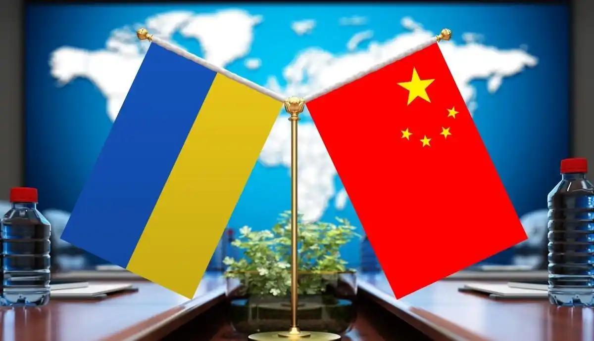 乌克兰终于看明白了！

真正帮俄罗斯的不是伊朗朝鲜，而是中国！
 
俄乌战争打到