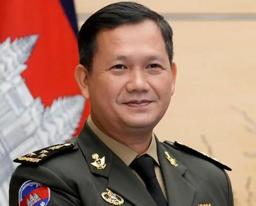 柬埔寨以为自己是谁啊，不是东大出手，它那还能翻身？70年代差点被越南吞了，是谁救