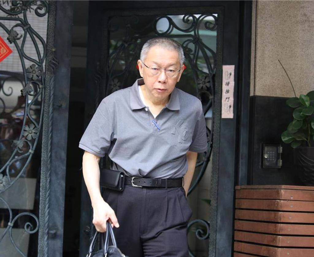 柯文哲关一年
