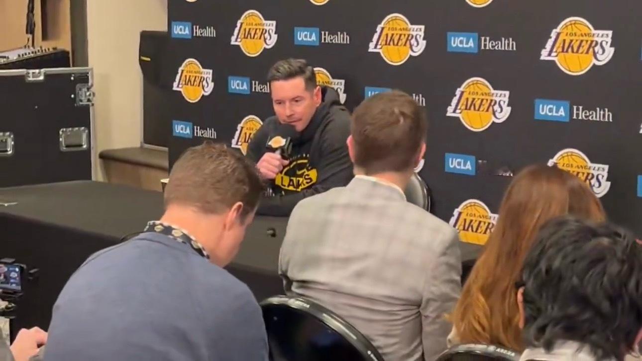 雷迪克谈库里今天缺阵：“说起来有点奇怪，但我并不认为没有史蒂芬的勇士比赛风格发生