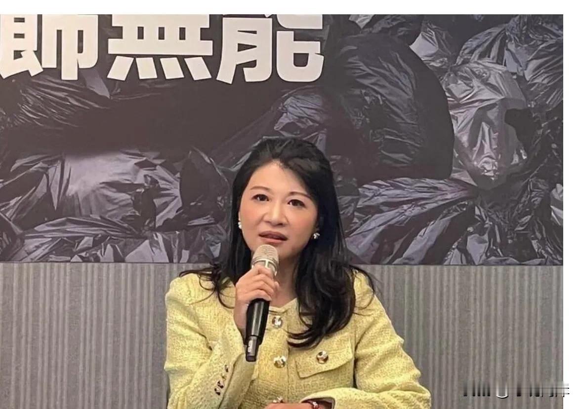 大陆渔船在金门翻覆事件也延烧到岛内政坛，蓝绿展开激烈的攻防大战。
国民党“立委”