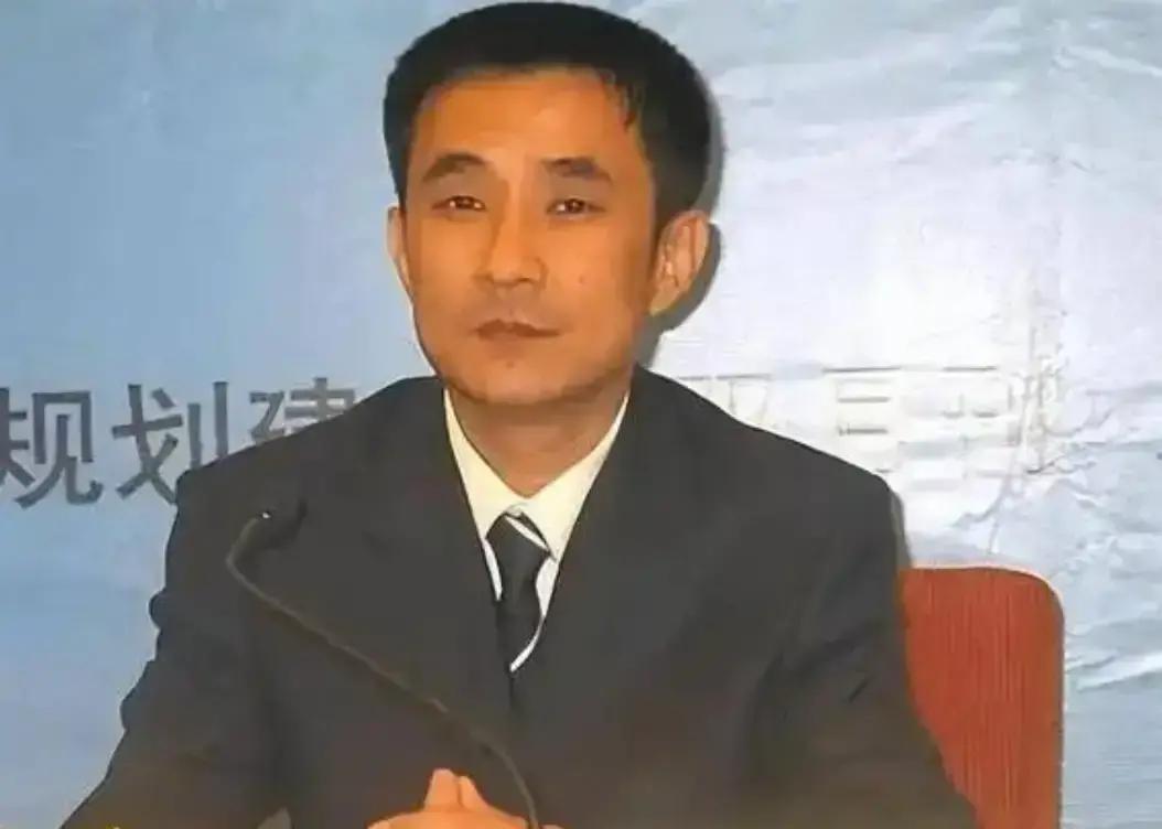 1999年，江西一位年轻人卖掉了加油站，用钱在北京郊区买了600亩地，赚了50多