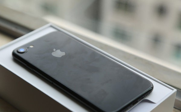 #iPhone7系列用户可获苹果赔偿# 好多人都说iPhone7系列是他们用的最