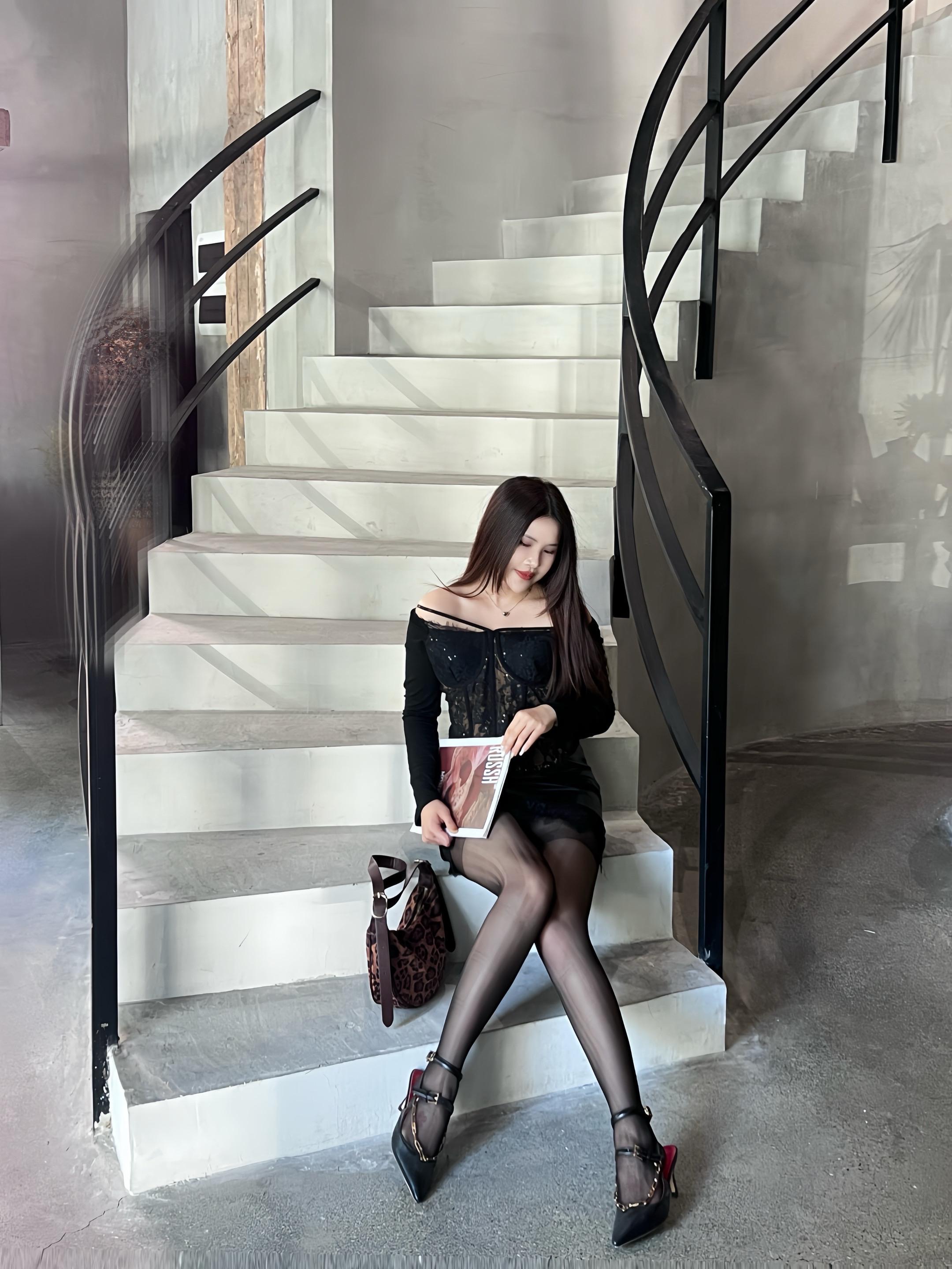 黑金御姐♥︎。姐姐的事你少管喔！！！