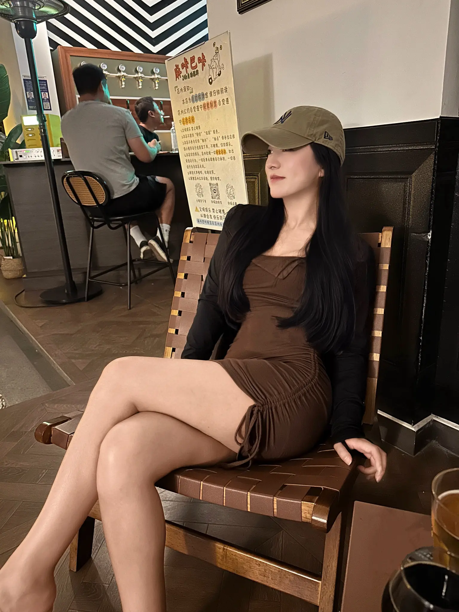 人这一生会经历很多坎坷 但这并不妨让我们成为更好的自己