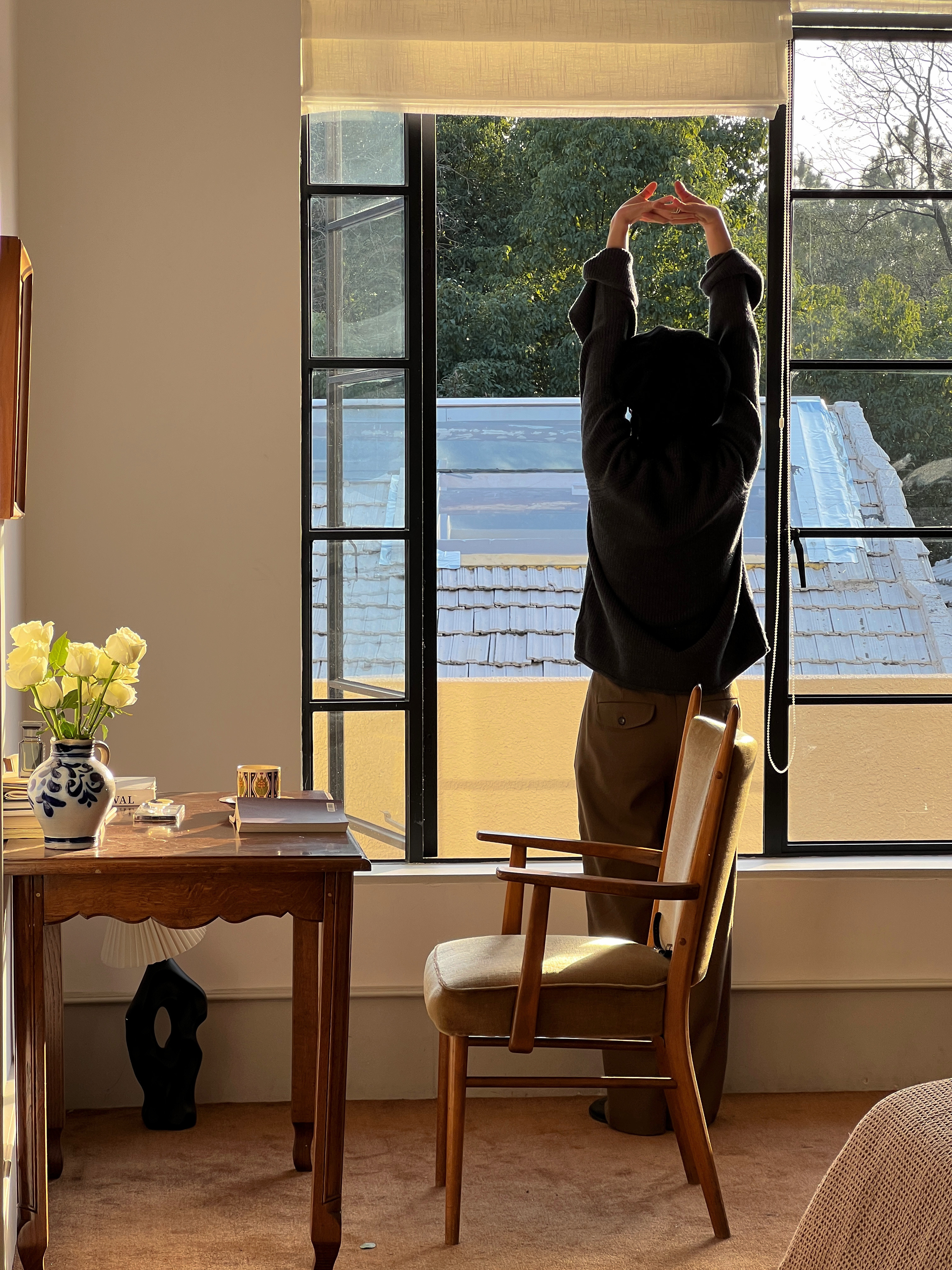 时间决定你会在生命中遇见谁，你的心决定你想要谁出现在你的生命里，而你的行为决定最