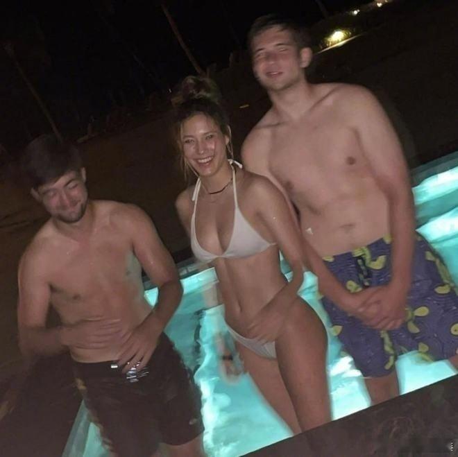 谷爱凌是投胎界的天花板吧！ 