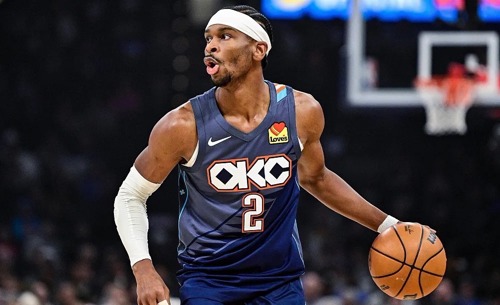 NBA常规赛继续进行，雷霆主场111-100战胜尼克斯。本场比赛，雷霆以11分优