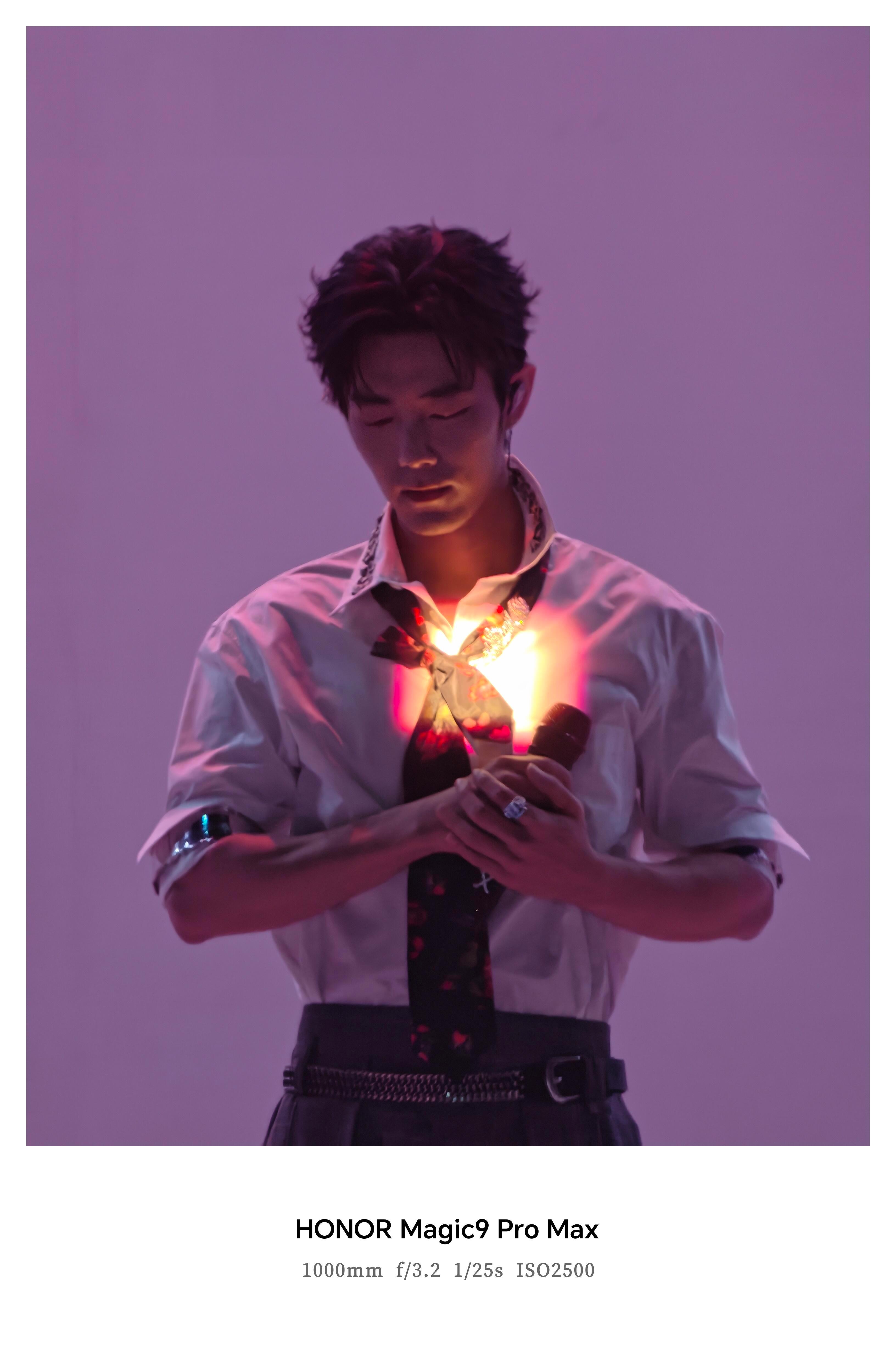 荣耀Magic9 出片神器来的肖战演唱会肖战演唱会内场肖战个人巡回演唱会