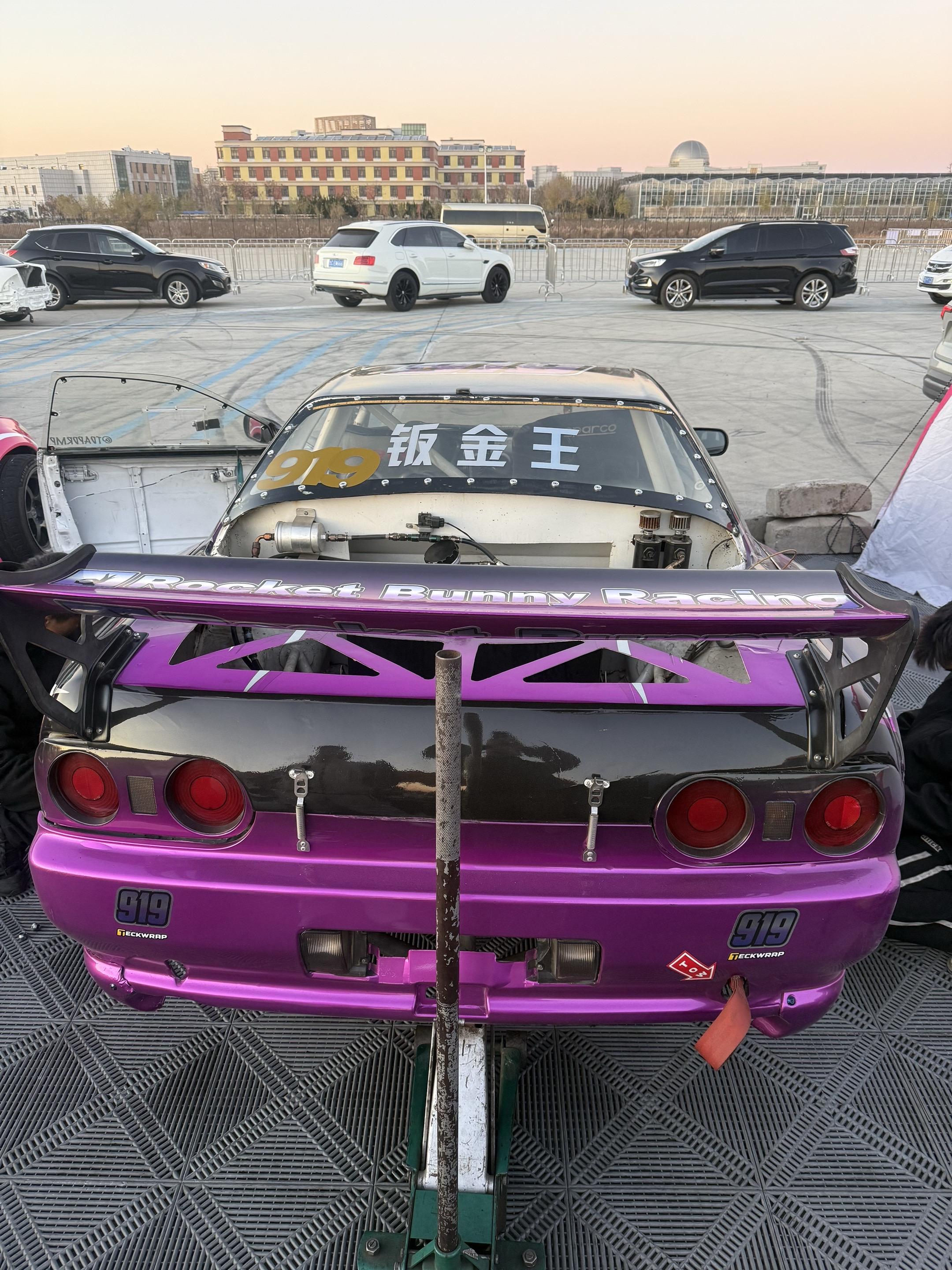 今天太开心了 带着a31跟璇姐合了影 钣金王r32单走真的太帅了，提前...