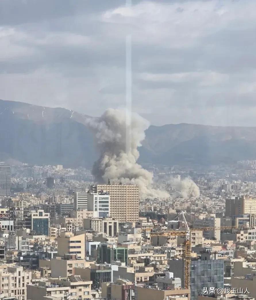 战火已燃！霸权撕毁谈判，中东再陷深渊
 
北京时间2026年2月28日，中东传来