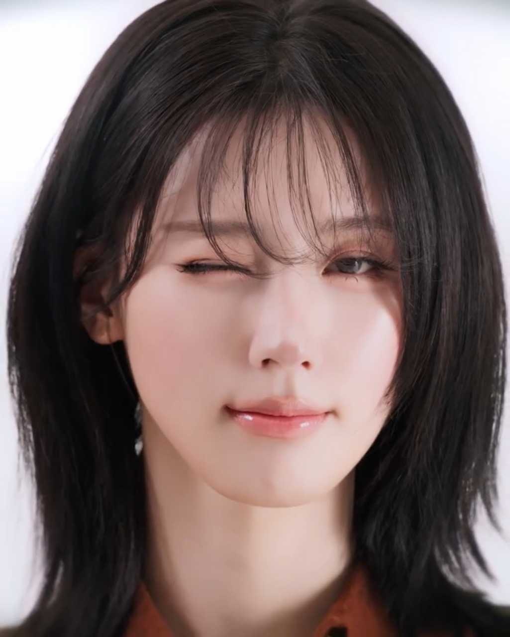 俊美少女 ​​​