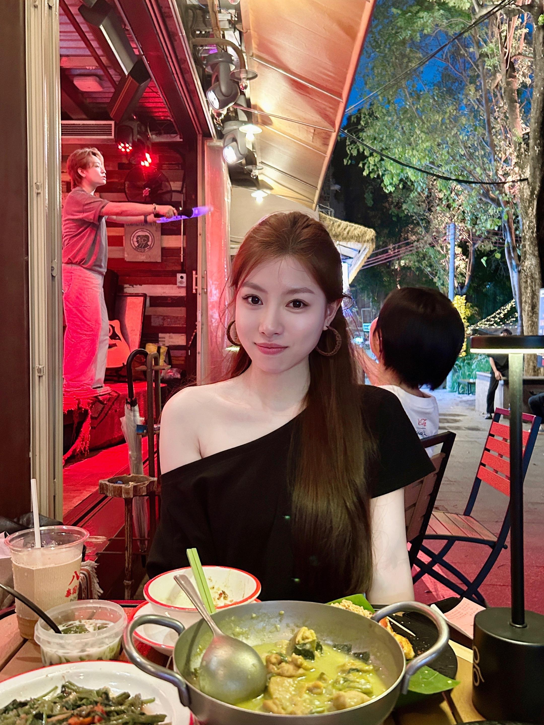 一千種戀愛一些需要清淚灌溉 枯萎的溫柔 在最後會長回來