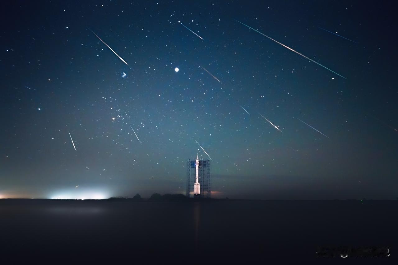 慢一些，再慢一些。更慢而不拖尾的快门，仅此一点能带来的改变，足以从根本上去重绘一