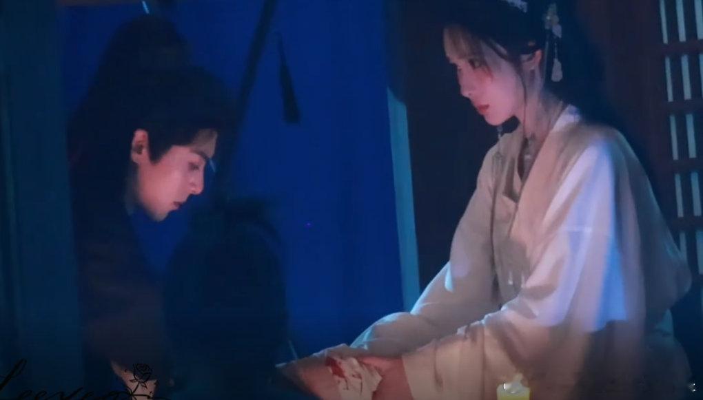 谢景行给沈妙包扎伤口 王鹤棣孟子义搂腰抱路透 《将门独后》王鹤棣、孟子义新路透，