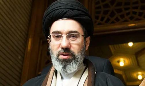 【新任阿亚图拉在哪里？中央情报局正在寻找他是否真的在掌管这个国家的迹象。】中央情