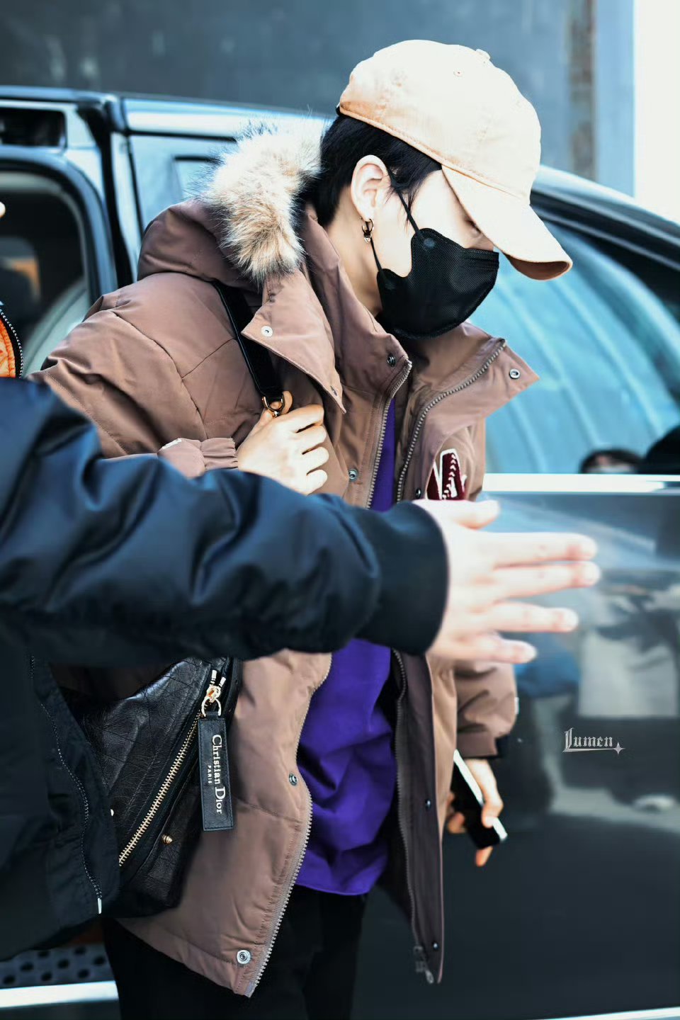 刘雨昕今日份上班饭拍