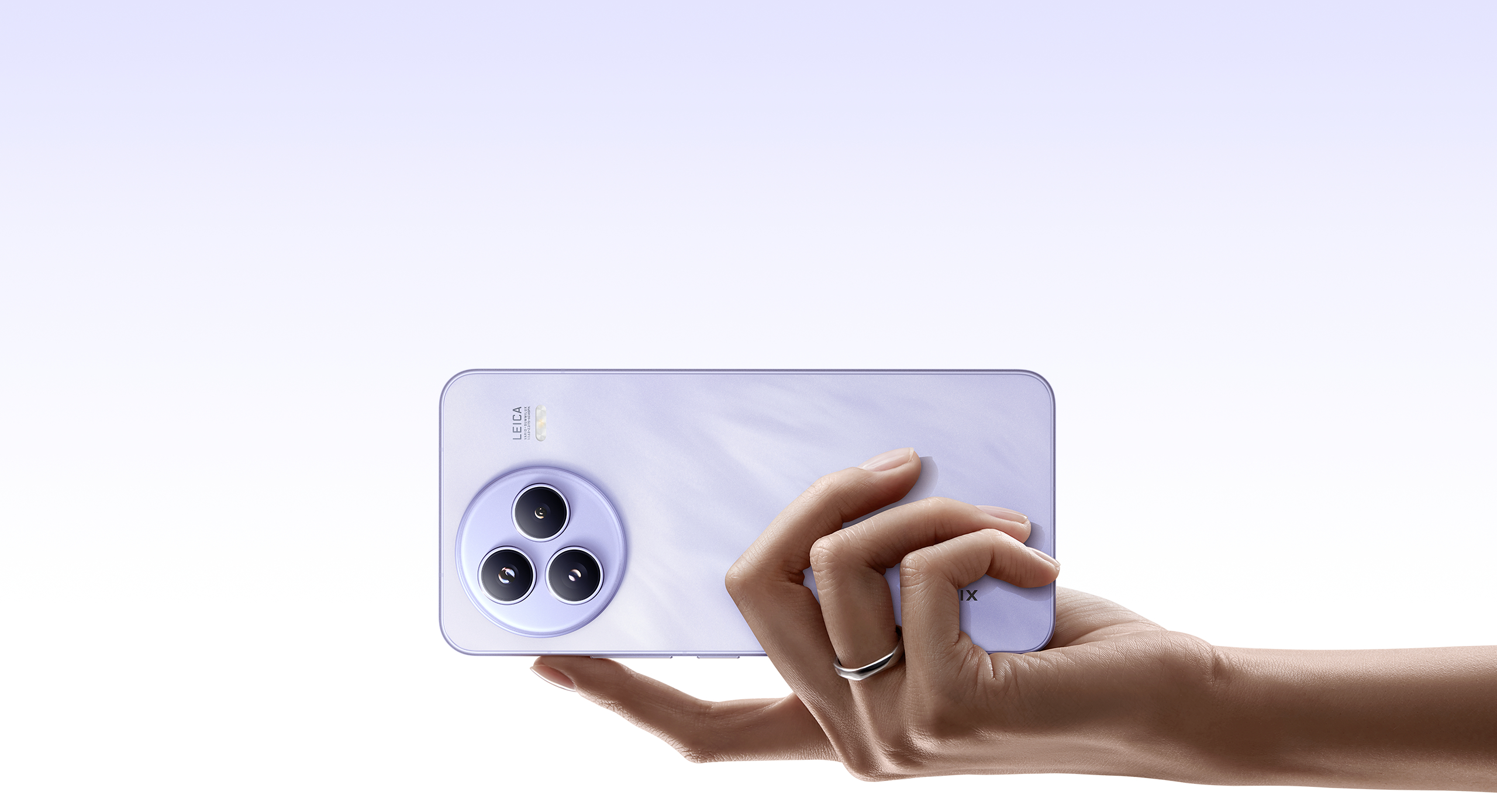 期待小米Civi系列新机的朋友可以再等等，站哥说的“母系6.59英寸中屏中高端新