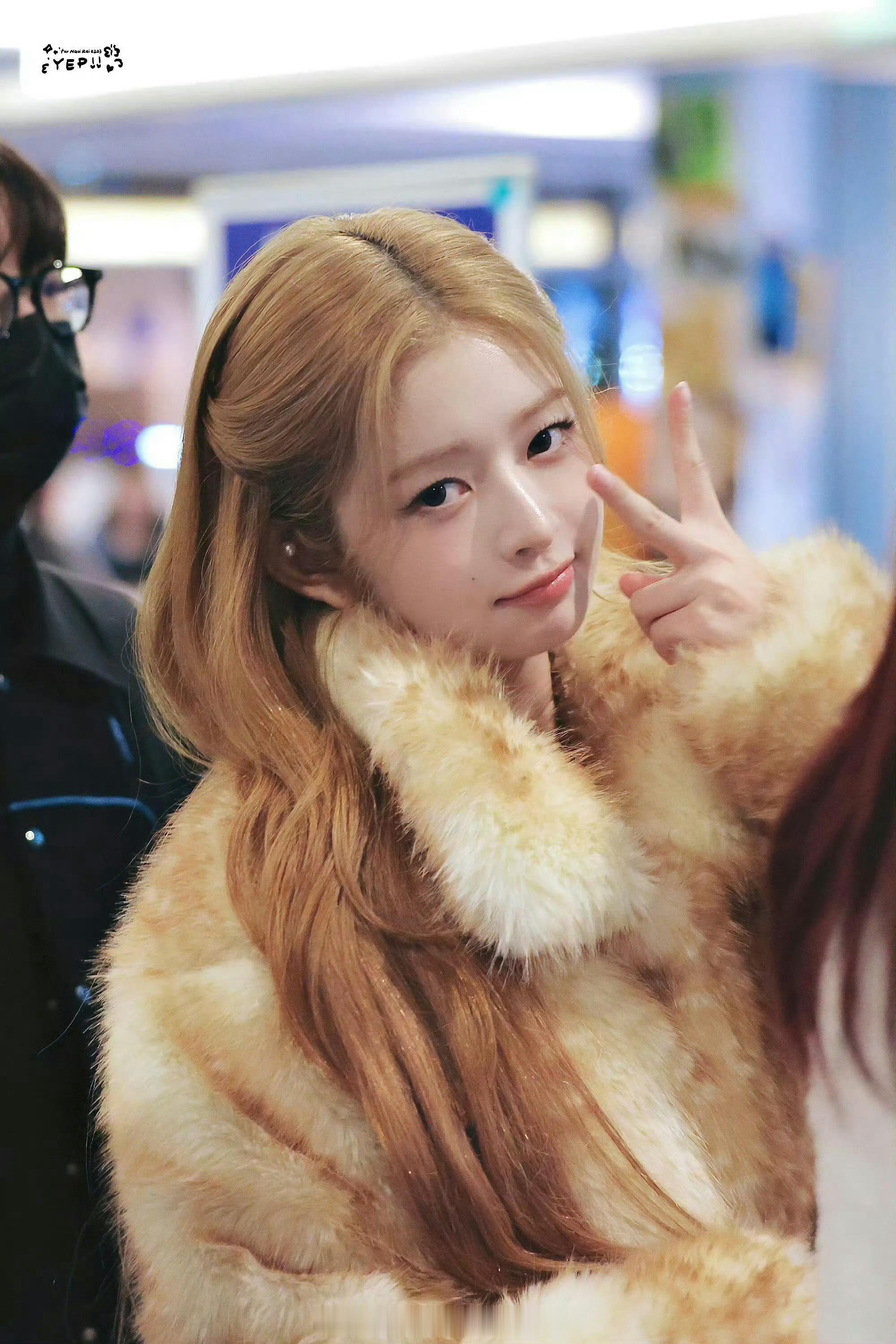 所以直井怜换发色啦 