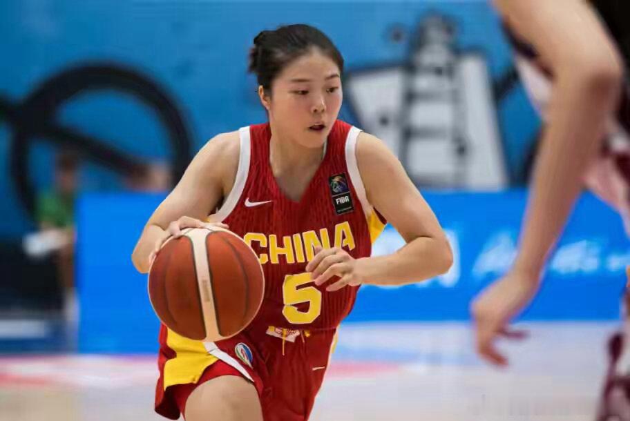 中国女篮无缘U17女篮世界杯四强U17女篮68-69憾负加拿大，无缘世界杯四强。