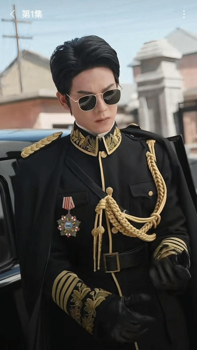 曾辉今晚让多少人睡不着觉 一路追过来，真看着曾辉慢慢变优秀。还记得他拍《历总，你