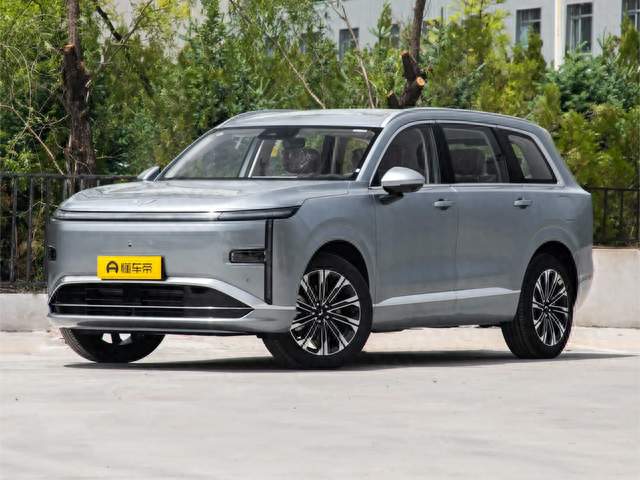 面向年轻家庭：10万级大六座SUV，第三排乘坐表现可观