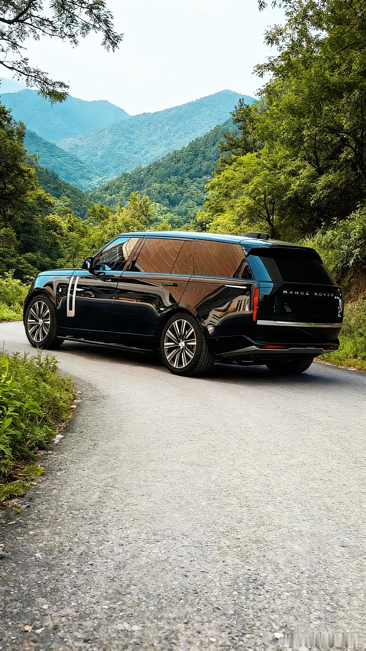 不出一年，在座的都能开上大揽胜！这机会再不接，可就不礼貌了。 