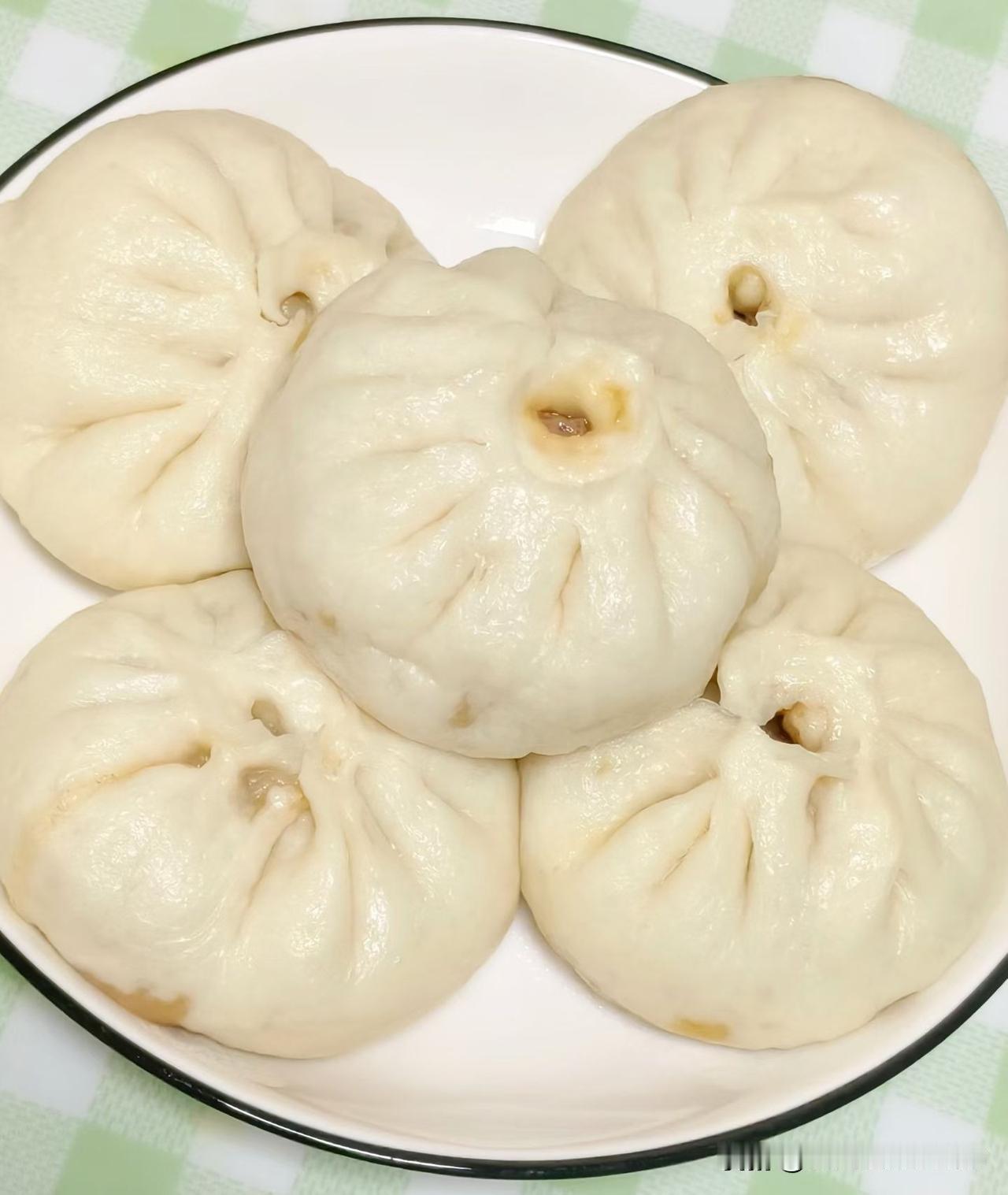 晒晒你镜头下的美食今天的包子做的怎么样？