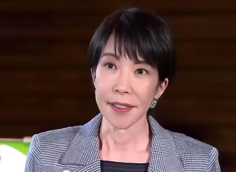 刚发现王毅外长对日本首相的称呼，悄悄变了。之前都是直呼其名 “高市早苗”，现在改