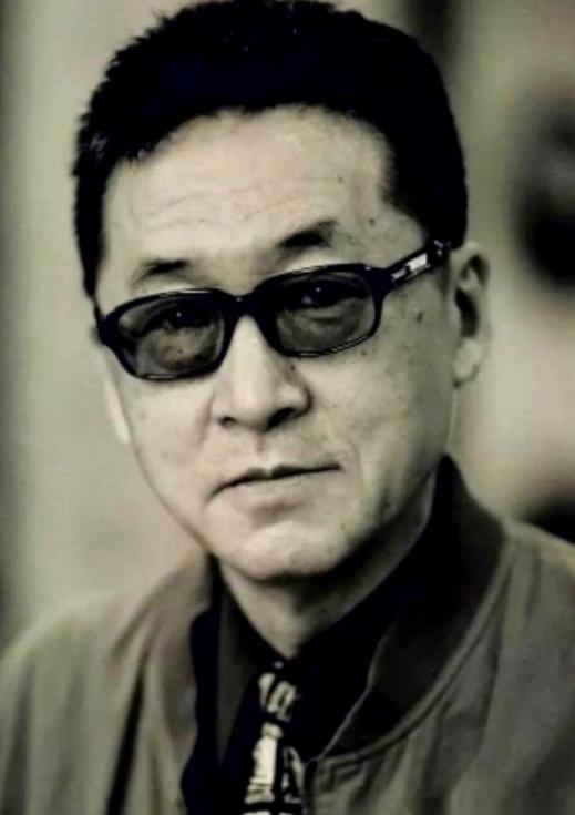 李敖人走了，却留下了一份比他文章还狠的遗嘱。遗嘱里，大部分财产给了妻子王小屯和儿