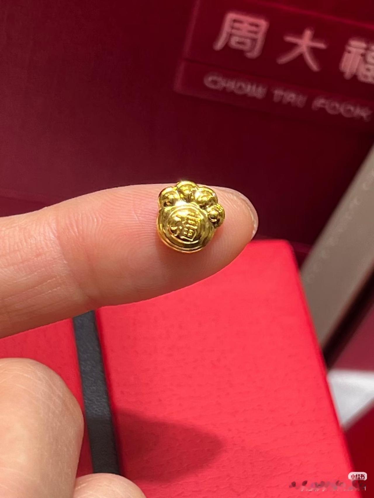 9月15日刷到00后小伙月薪三千靠顿顿吃泡面攒金豆的热搜，当下就联想到前一天刚走