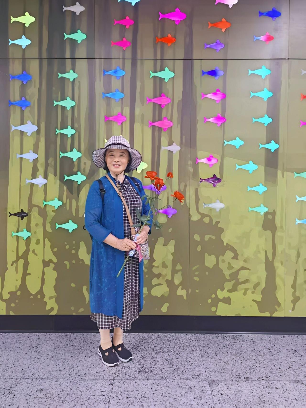 石湖东路地铁站。